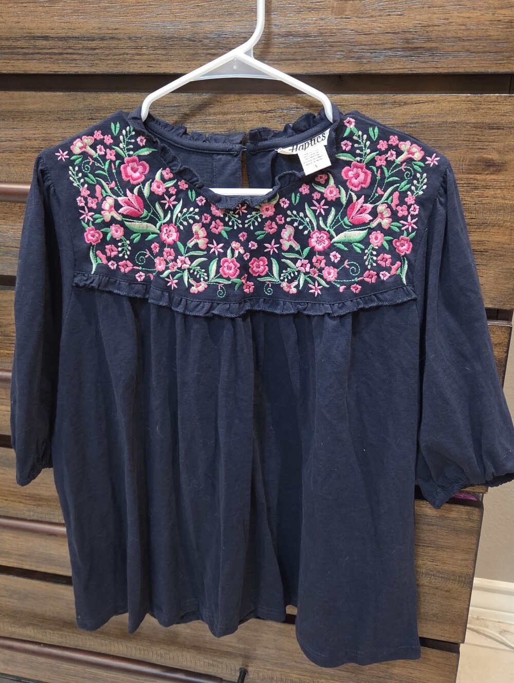 Haptics Navy Floral Embroidered Peasant Top - Women's Size Large Preloved